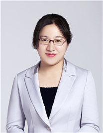 王爱莲律师照片