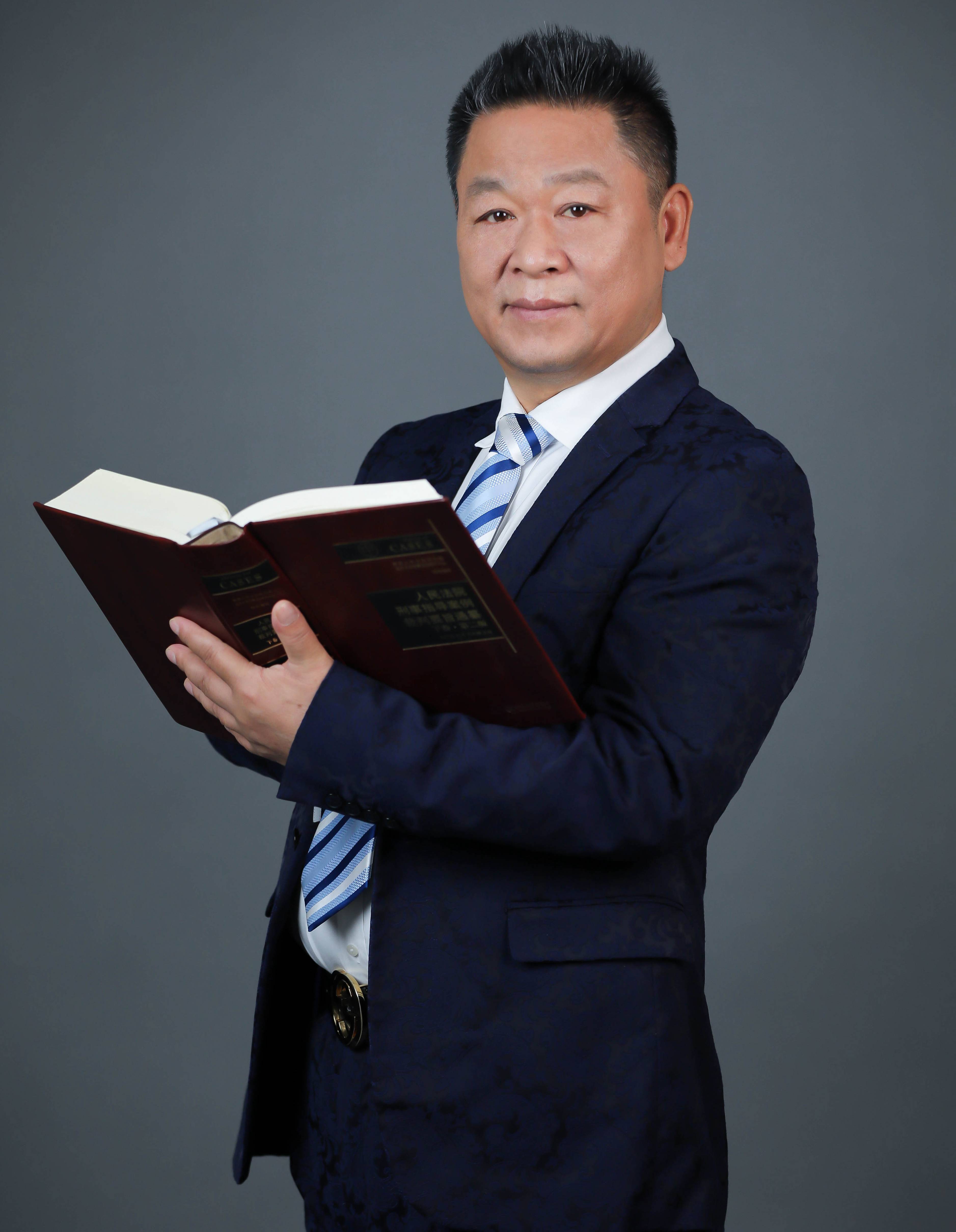 文道全律师照片